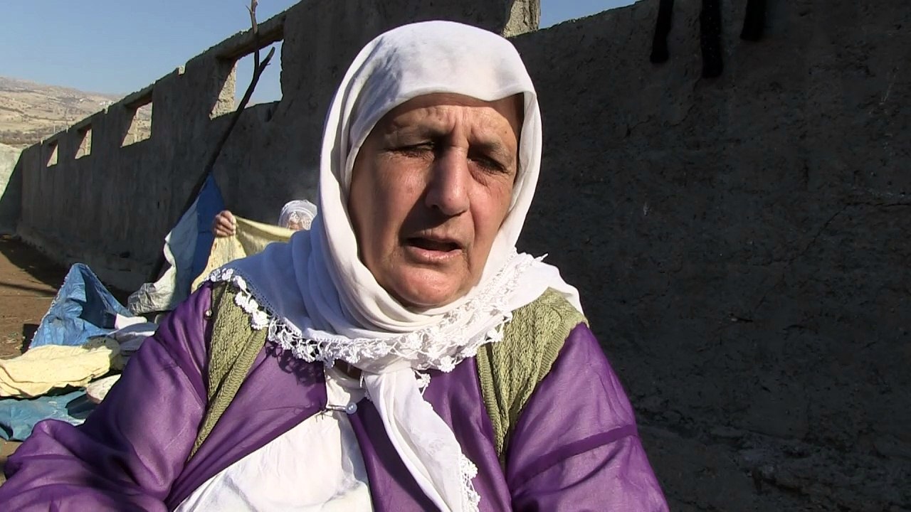 Menschen kehren in zerstörtes Sirnak zurück