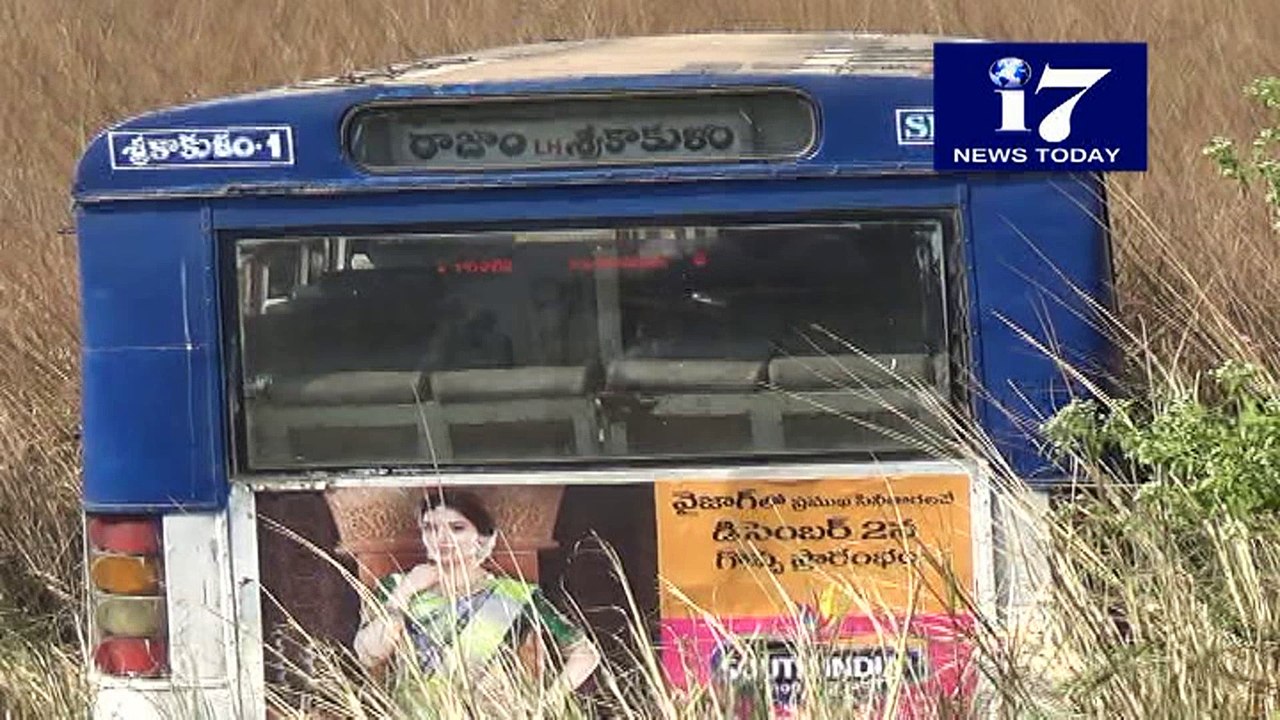 Sri kakulam Bus Accidentt