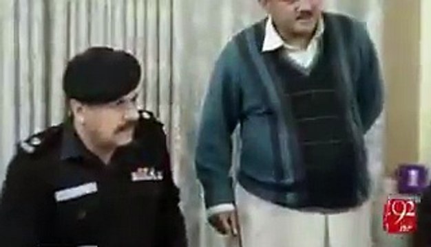 Baghair FIR darj kiay aik shehri ko girftar karny or tashadud ka nishana bnanay pr Pervaiz Khatak ka skht notice