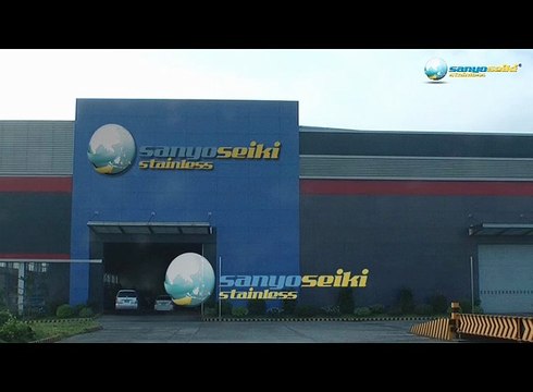 Stainless Sheets and Pipes Keep Our Industries Intact