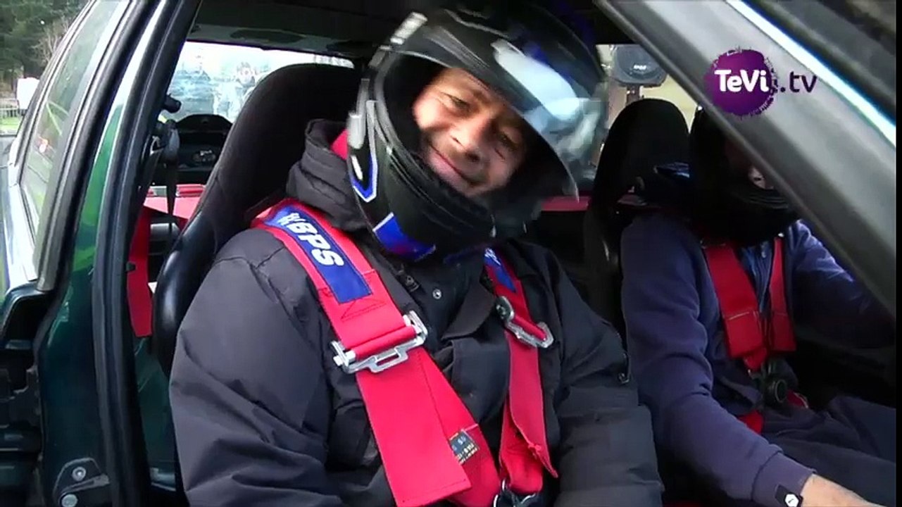 Voitures de courses au Téléthon St-Lo