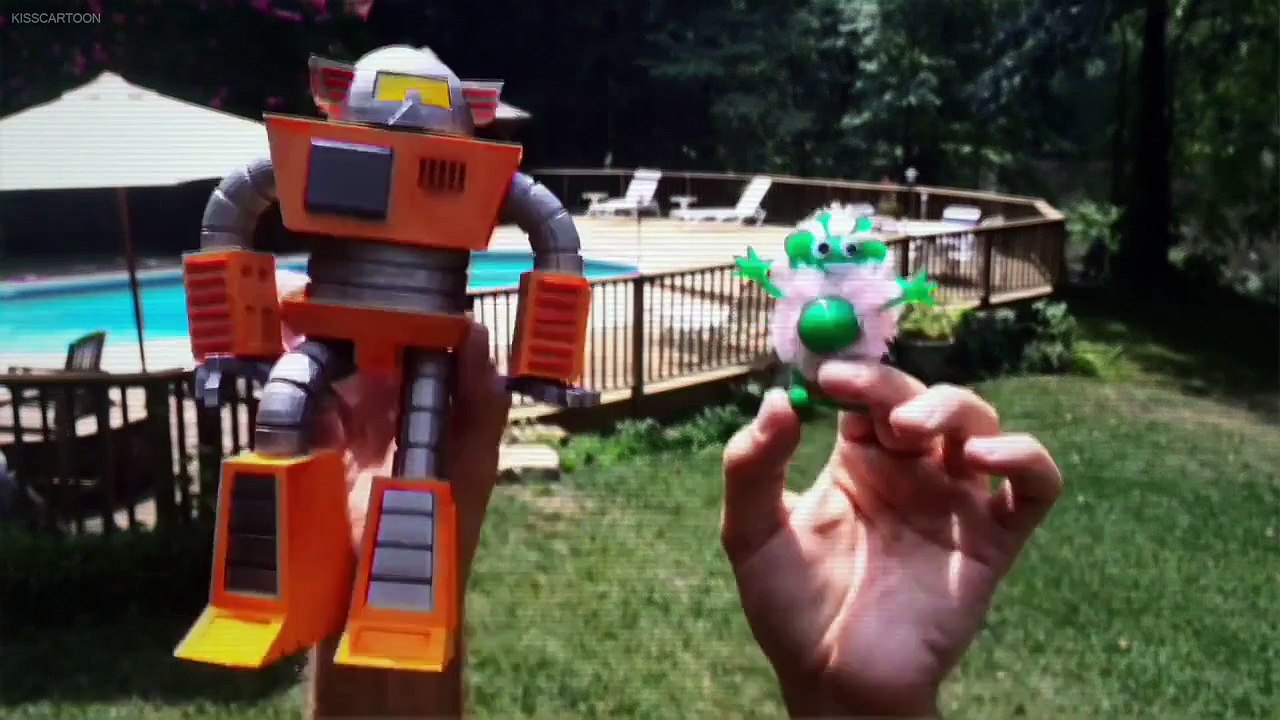 Two More Eggs Episode 30 - Gankroar Backyard