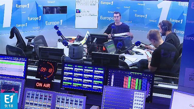 Guerre médiatique autour de Michel Polnareff