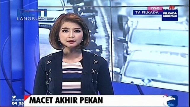 Bahu Jalan Tol Bekasi Amblas