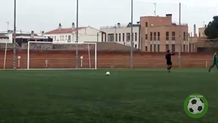 Un arbitre violemment agressé par un joueur
