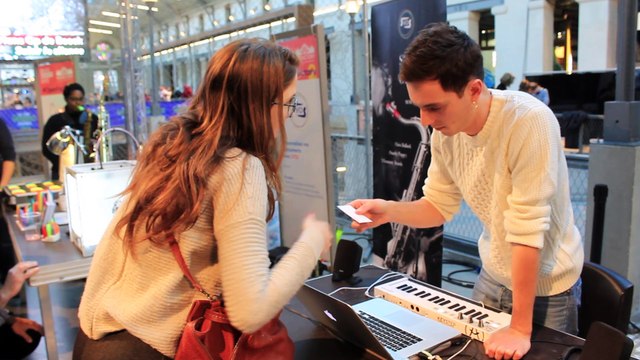 Les Etats Généreux à Paris : Nil Samar - Noun