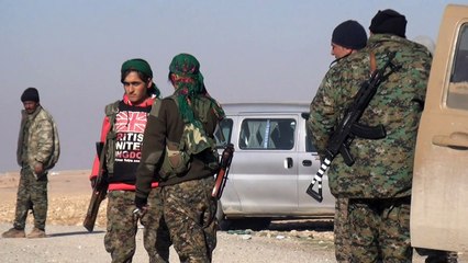 قوات سوريا الديموقراطية تنتشر في قرية الحيمر