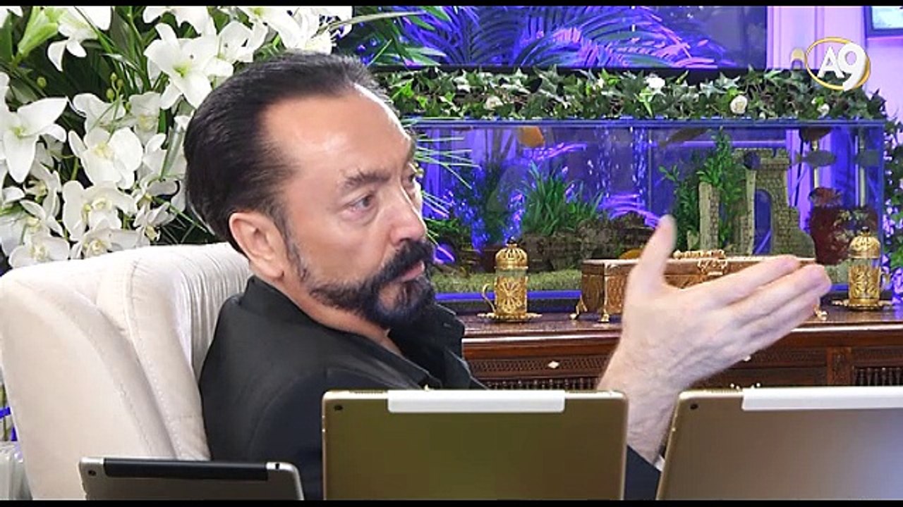 Anadolu Ajansı’nın ara fosil olmadığı halde  "ara fosil bulundu" şeklinde evrim haberi yapması çok şaşırtıcı. AA evrim propagandasına aracı olmamalı.