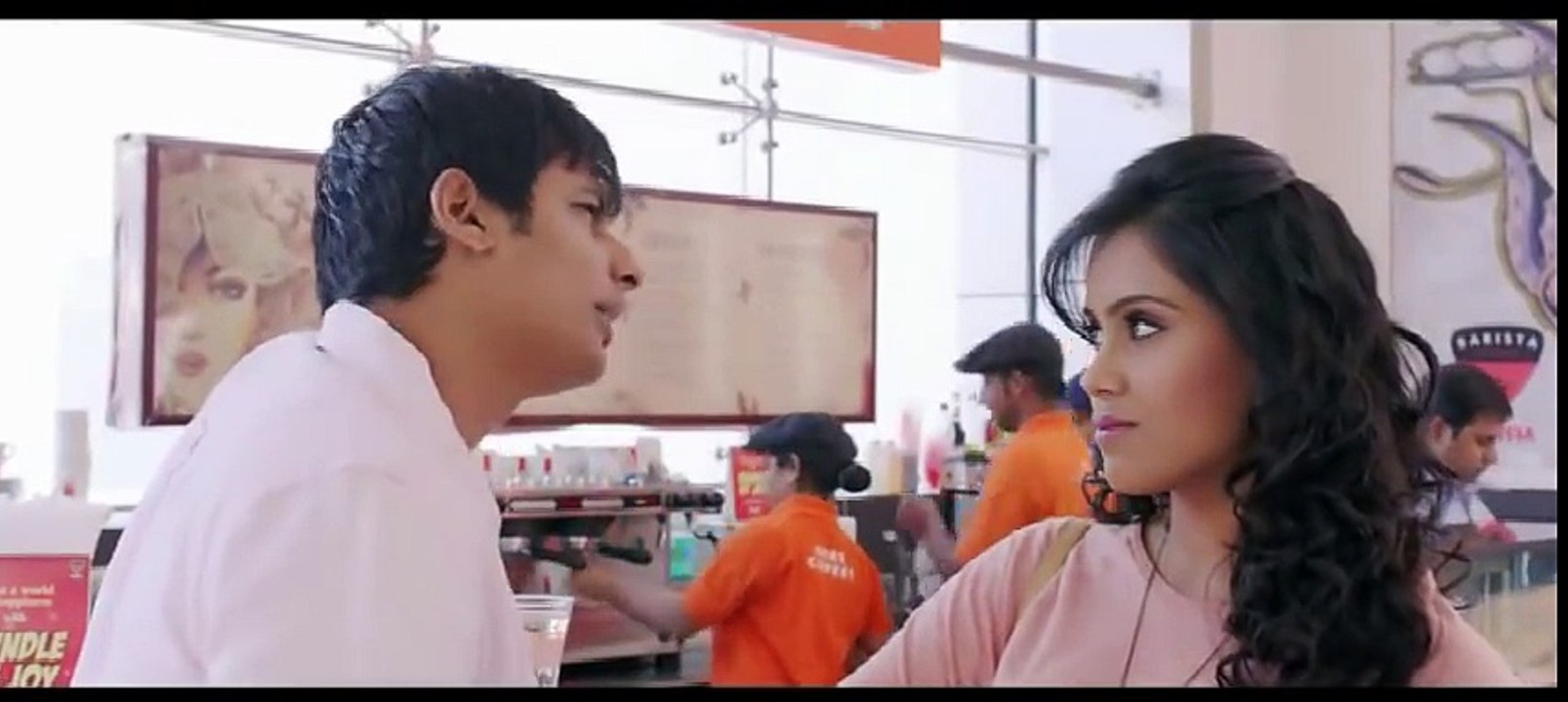 Yaan tamil movie romantic scene