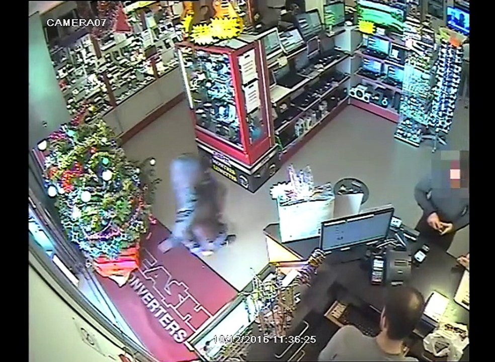 Ces voleurs n'auraient jamais dû braquer ce magasin