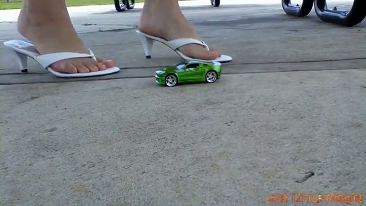 Crush Car Crush with Amina video Dailymotion