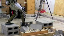Boston Dynamics & DRC IHMC - Atlas Autonomous Robot Walking Over Partial Footholds