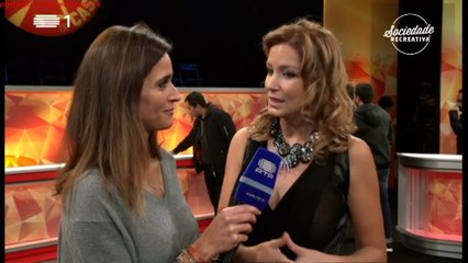 VANESSA OLIVEIRA COM UM TOP TRANSPARENTE - "SR" - 11-12-2016