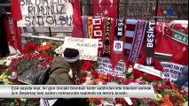 Beşiktaş'ta Toplanan Kalabalık Terör Kurbanlarını Andı