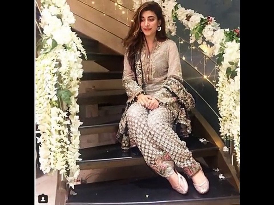 Urwa Hocane and Farhan Saeed First Dholki Night Pictures - YouTube