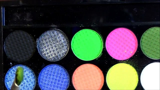 Bright Neon Summer Makeup Tutorial with Sleek ACID palette