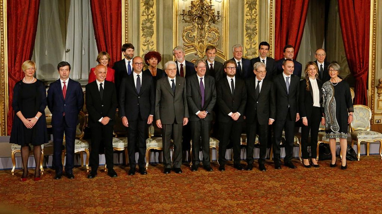 Gentiloni opta por la continuidad