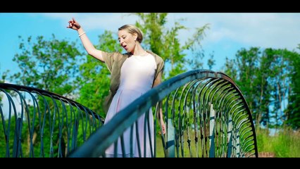 TOV VYASHAR (Good  Upright) Psalm 25 - Duet featuring Ashley Kate Esther