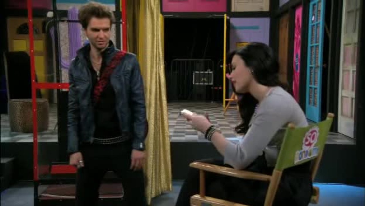 Sonny With A Chance - S 2 E 4 - Sonny with a Song
