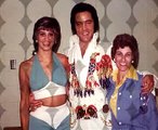 elvis presley live in concert dinner at eight 13 december 1975   Las Vegas Hilton hotel.
