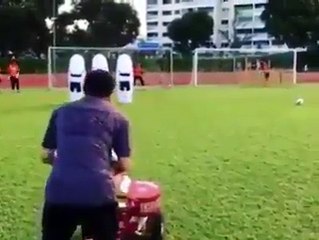 Voici comment entraîner un gardien de but