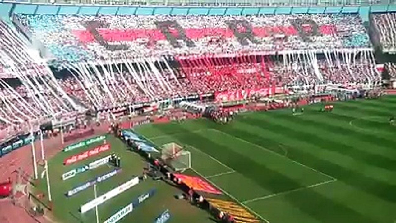 L'ambiance magique lors du match entre River Plate et Boca Juniors