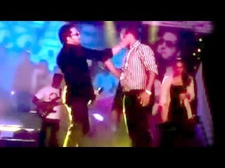 Mika Singh Slaps A Doctor On Stage - LEAKED Video
