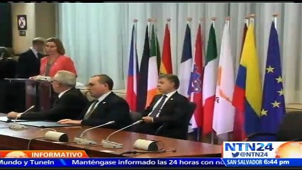 Unión Europea firma millonario fondo para la paz en Colombia frente a Santos