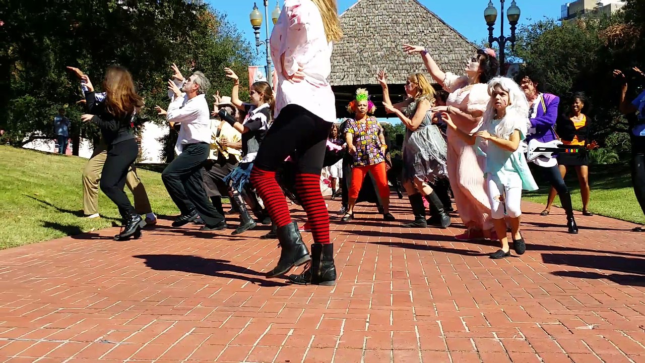 City of New Orleans - Thriller Flash Mob in front of the Steps Of City Hall 2014