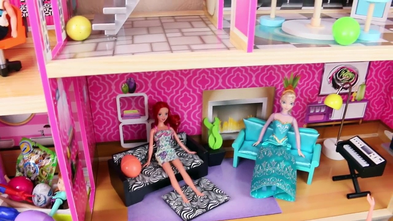 Surprise Eggs & Surprise Toys DOLLHOUSE ❤ Shopkins Frozen Elsa Anna DisneyCarToys