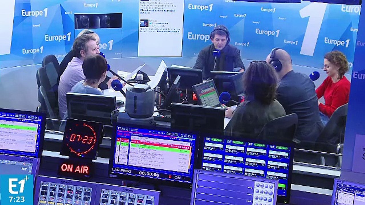 Marine Le Pen (voix de Dark Vador) : "Marion, je suis ta taaaante…"