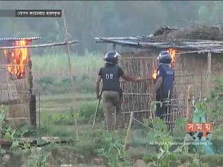 সাঁওতালদের বসতিতে পুলিশের আগুন লাগানোর ভিডিও ভাইরাল