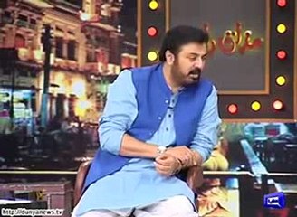 Hilarious Iftikhar Thakur making fun of Hamza Ali Abbasi
