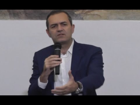 Napoli - La rinascita parte dalla scuola , de Magistris incontra gli studenti (12.12.16)