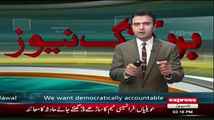 Train driver leaves engine parked on railway track to go look for lunch