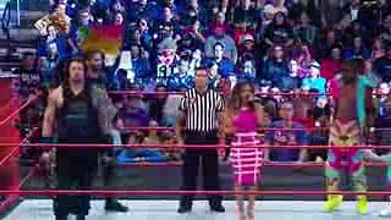 WWE Raw 12 December 2016 Seth Rollins & Roman Reigns vs The New Day, Kevin Owens & Chris Jericho