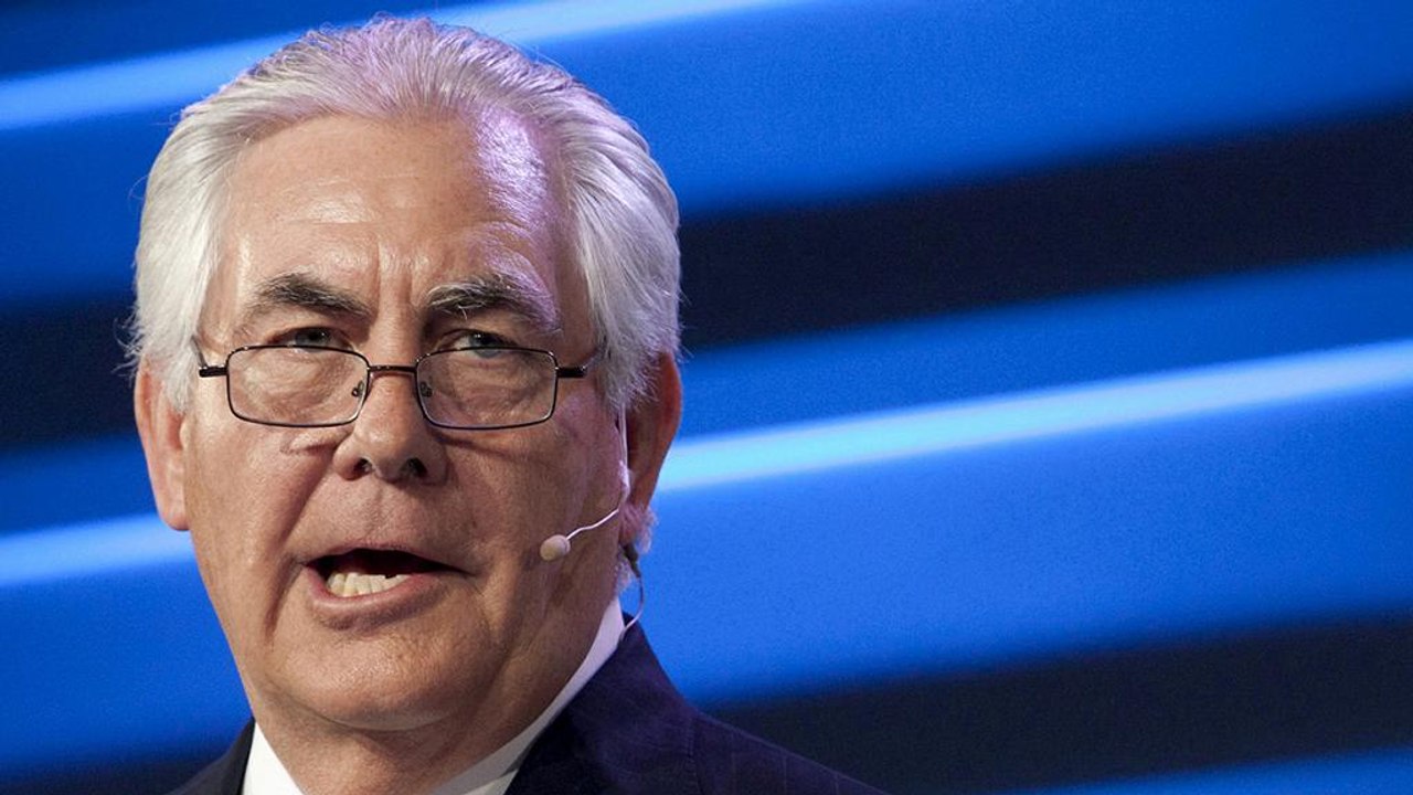 O παρασημοφορημένος από τον Πούτιν Mr. ExxonMob...