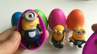 Les minions dans des oeufs surprise