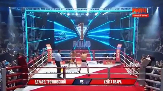 Русский зарядил Японцу что аж трусы слетели !!! Это нужно видеть)