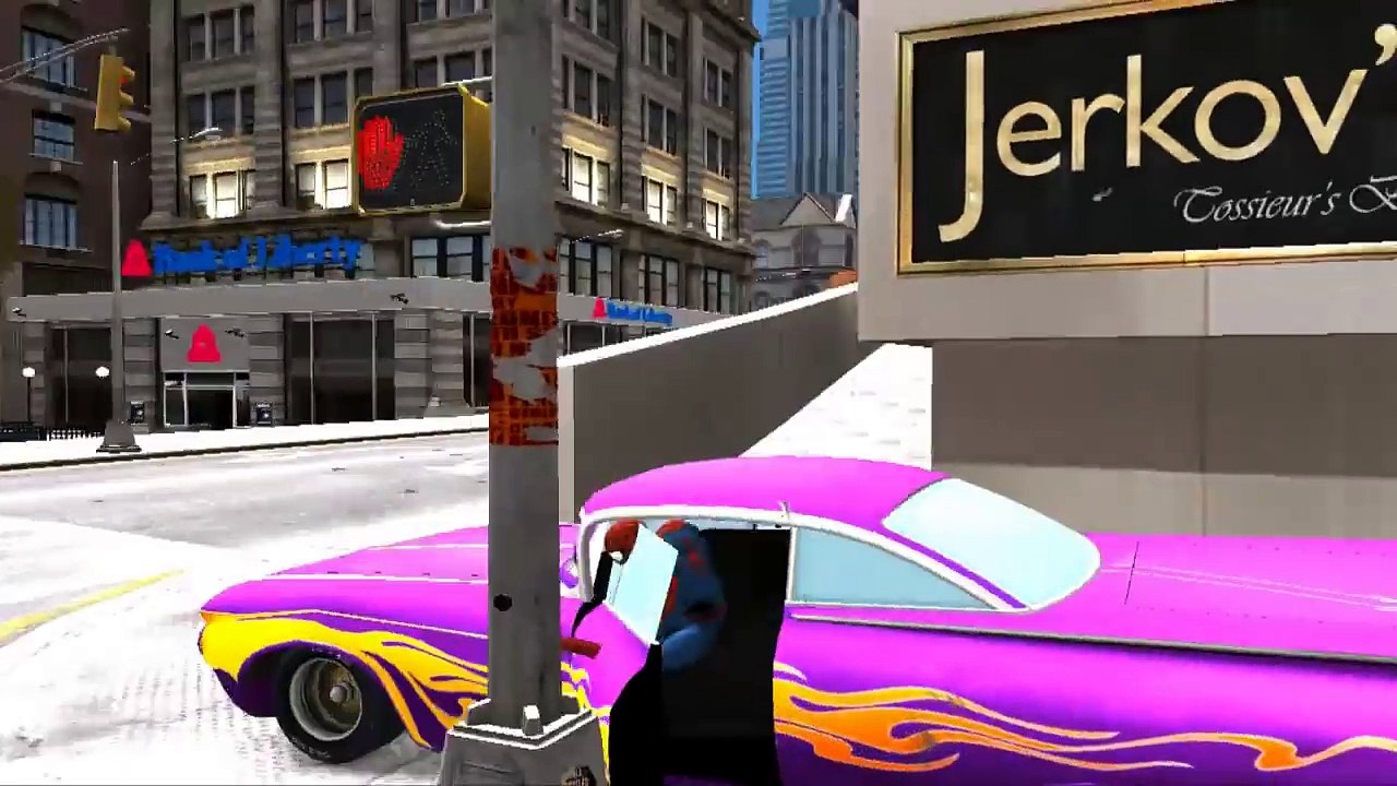 8 AUTOS CARS - Spiderman (Hombre Araña) utiliza 8 autos Ramone de Cars y Cars 2