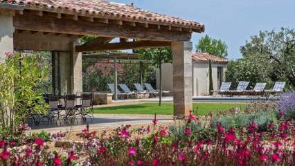 PROVENCE Vente Propriété EYGALIÈRES - Vue Alpilles - 300 m²
