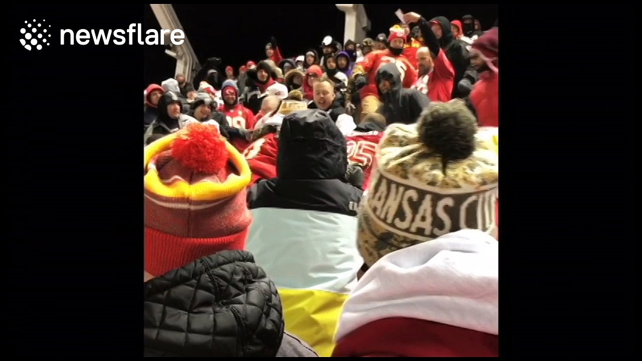 Violent mass brawl breaks out at NFL Raiders vs Chiefs game