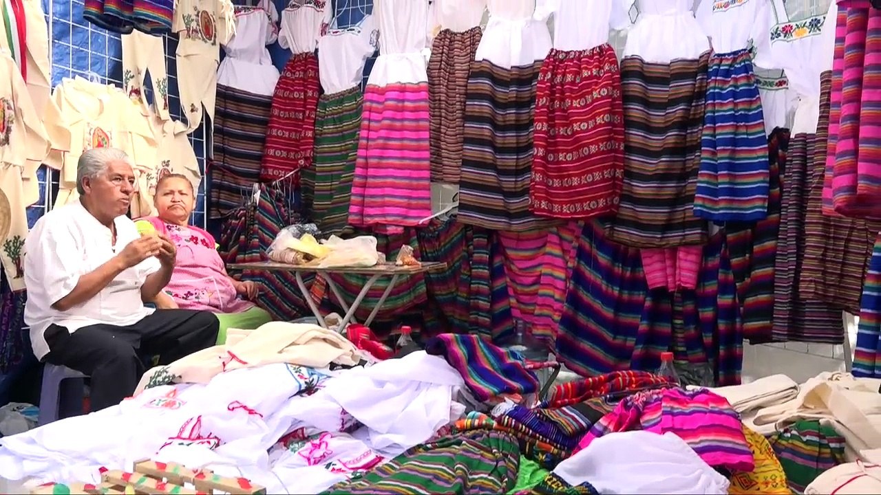 Trajes típicos para el 12 de Diciembre