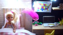 Nueva Habitacion de Barbie hermanita Chelsea - Series de Barbie y Manualidades Para muñecas