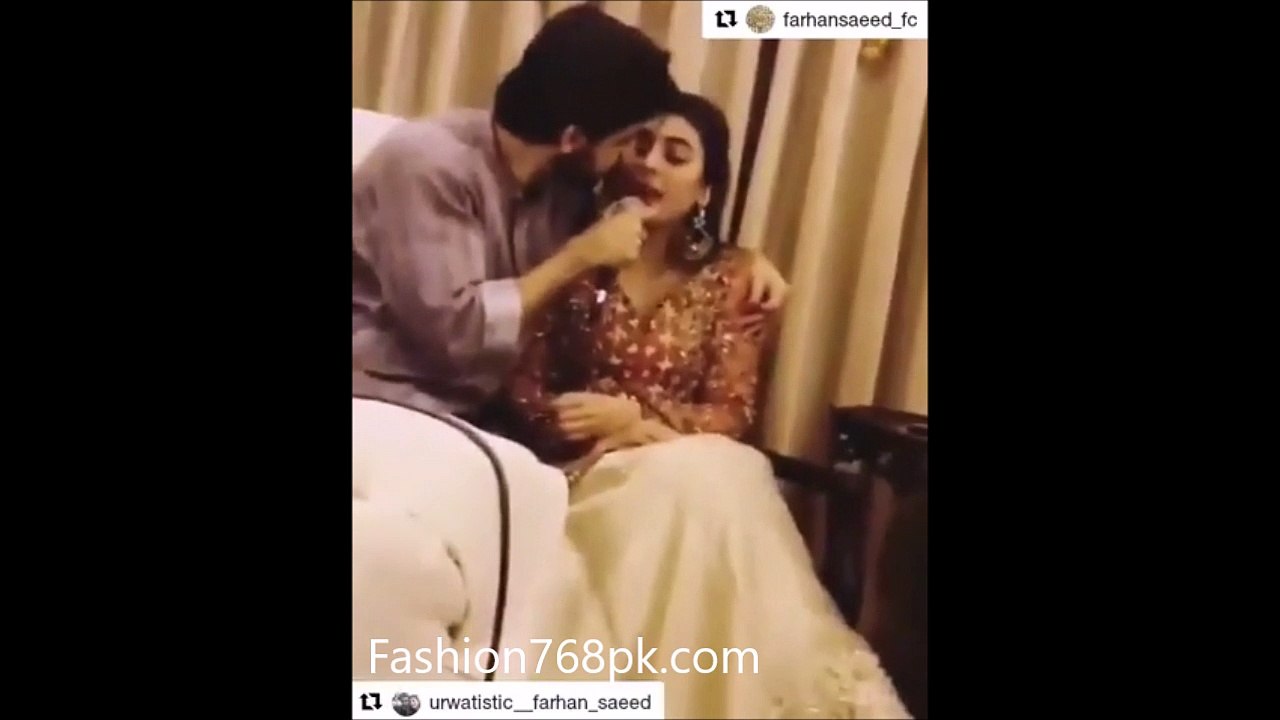 Urwa Hocane and Farhan Saeed Singing on Second Dholki Night "Abi Na Jao Chor Kar"