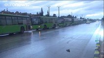 Se retrasa la evacuación de rebeldes y civiles de Alepo