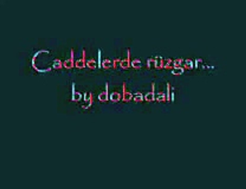 Nilüfer  Caddelerde rüzgar aklımda aşk var