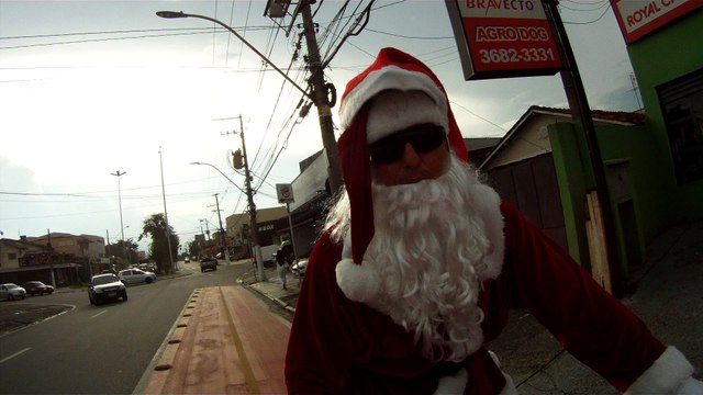Único, Papai Noel, Taubaté, Papai Noel Biker, ruas, trilhas, praças, pedal solidário, convidando a todos, 18 de dezembro de 2016, vamos pedalar conosco, Avenida do Povo, as 8 horas. Marcelo Ambrogi, Noel Biker.