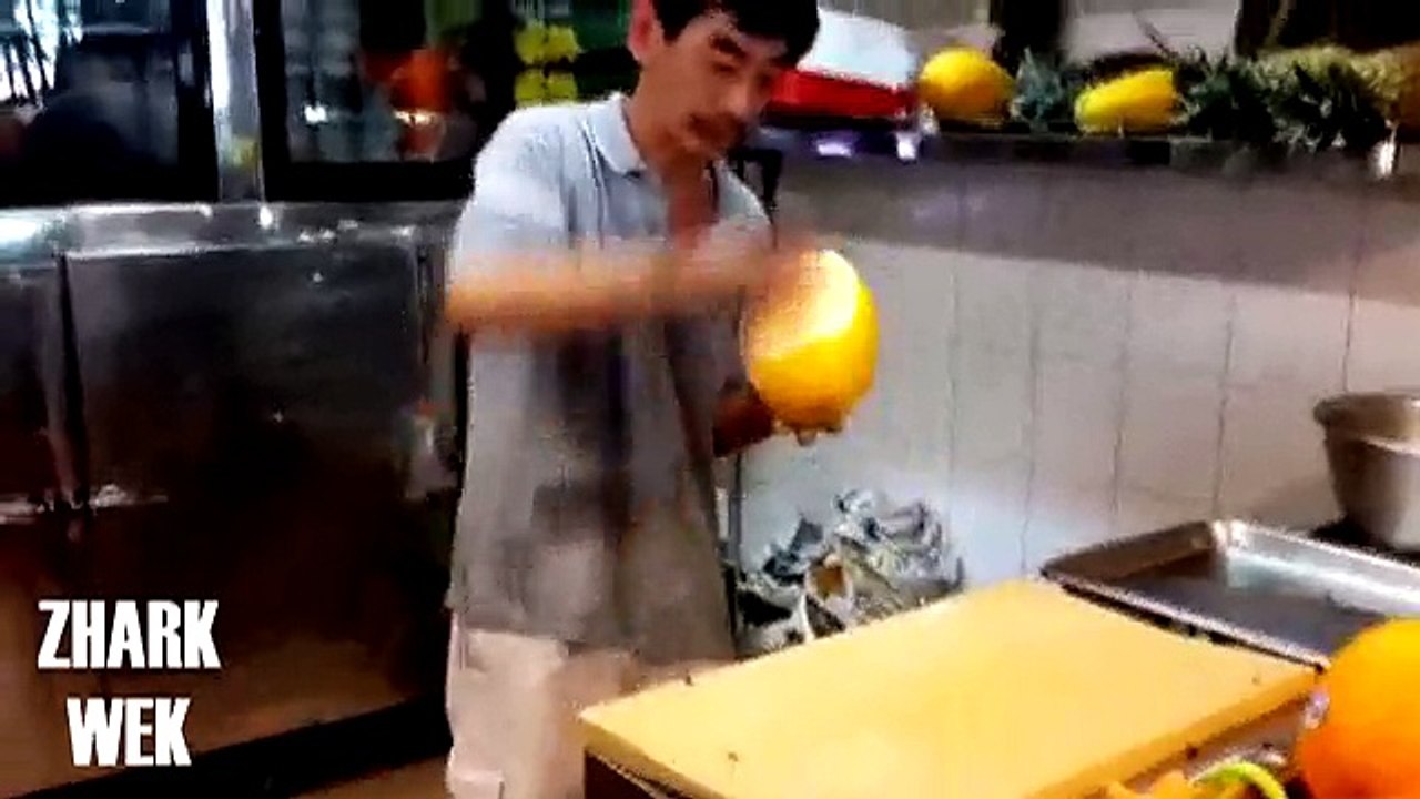Best Fast Workers In The World Compilation  People Are Awesome_0001