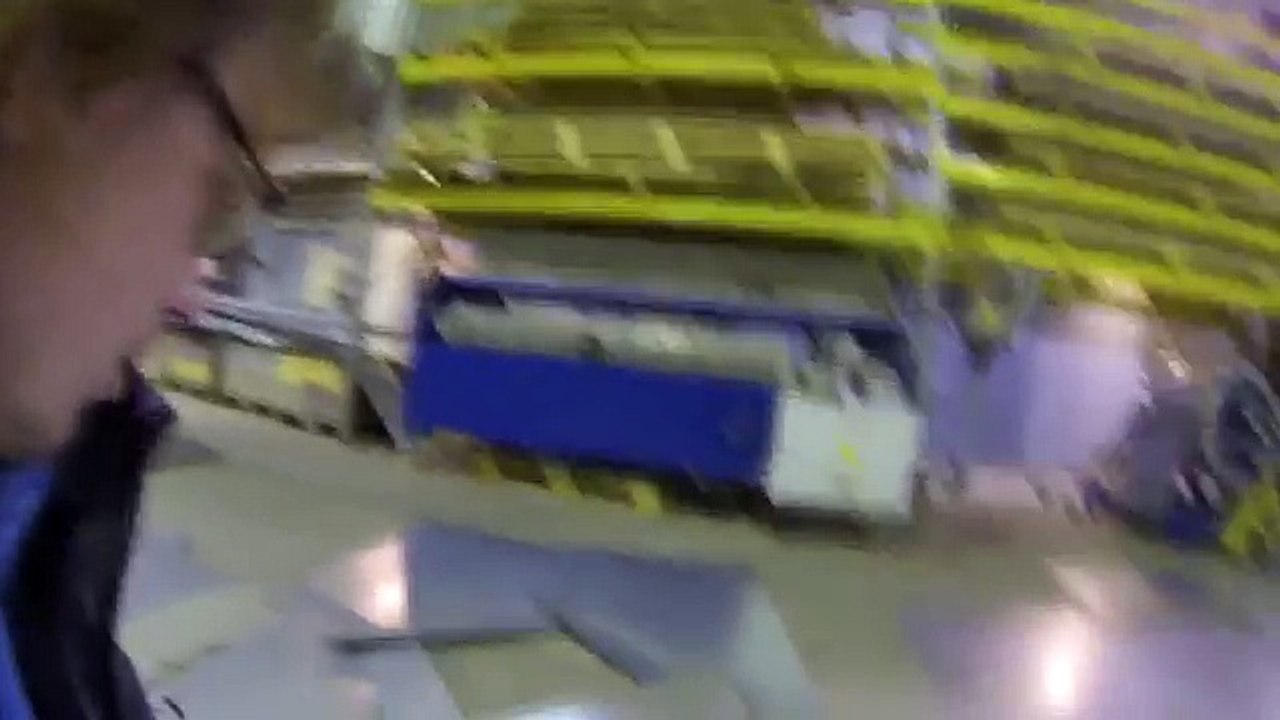 Kattoremontti kattoluukun pellittäminen peltisepäntyönä